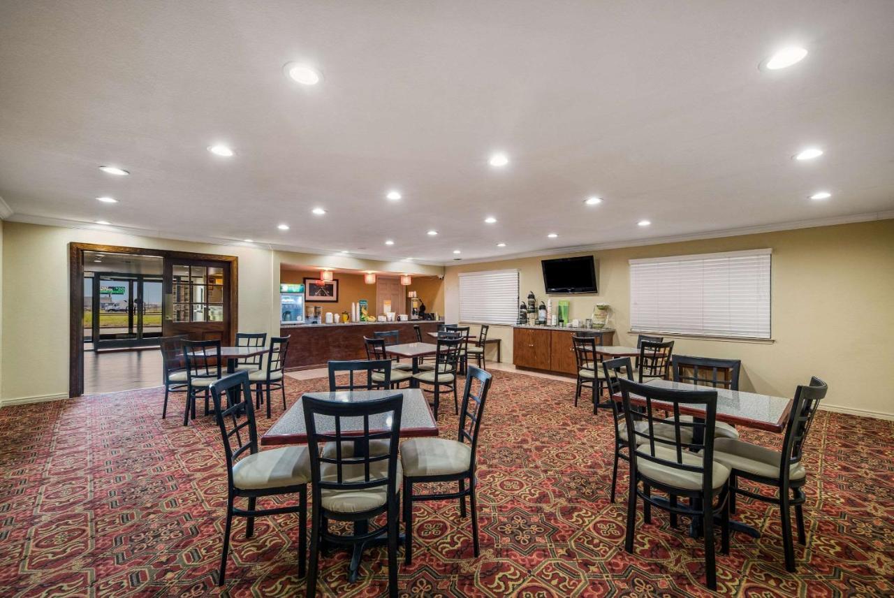 Quality Inn & Suites Garland - East Dallas Екстер'єр фото