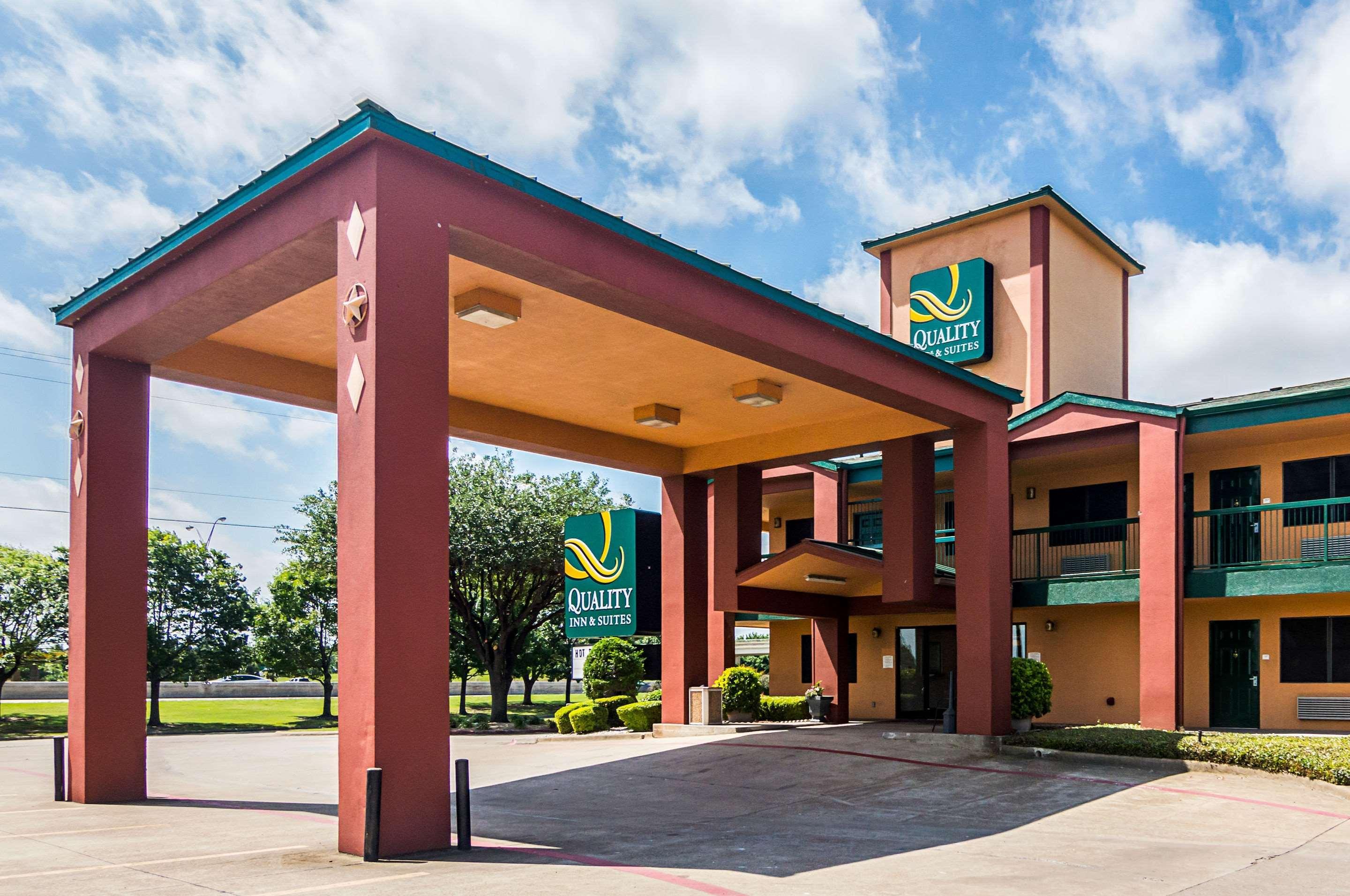 Quality Inn & Suites Garland - East Dallas Екстер'єр фото
