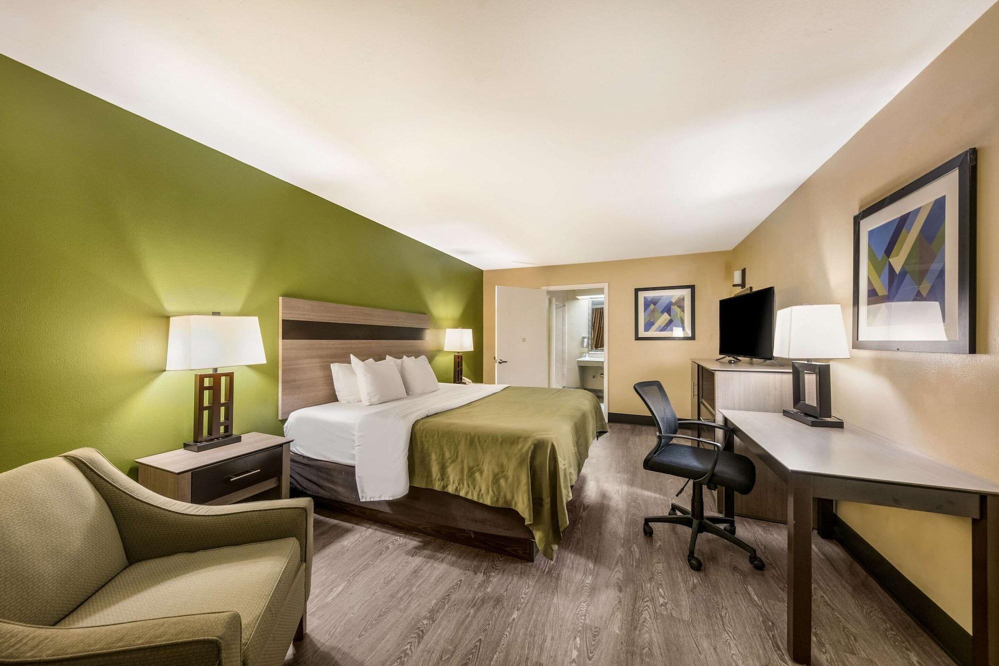 Quality Inn & Suites Garland - East Dallas Екстер'єр фото